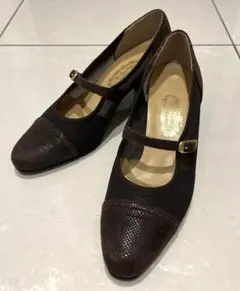 Yoshinoya 22.5㌢ヒールパンプス