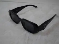PRADA サングラス