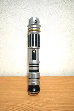 カスタムライトセーバー Vader'sVault製DarkArdent - メルカリ