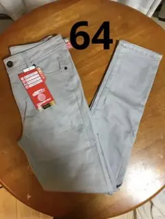 新品タグ付きしまむらクロッシープレミアムスキニー64