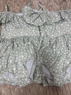 devirock 花柄フリルワンピース水着 120cm 双子