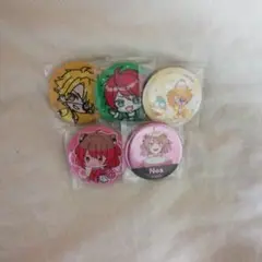 カラフルピーチ　缶バッジ 5点セット まとめ売りのサムネイル