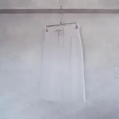 ロペピクニック パステルグレー 編み上げリボンのウエスト ひざ丈スカート