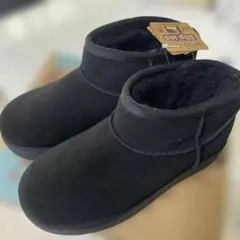 新品未使用　23cm SKECHERS スリップインズ 防寒ブーティ