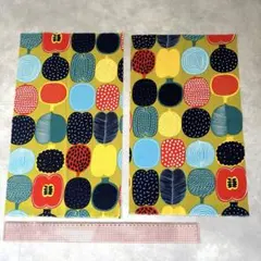 マリメッコ　はぎれ　コンポッティ　緑