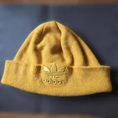 adidas トレフォイル ニット帽 ビーニー イエロー