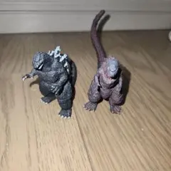 ゴジラフィギュア 黒と赤 2体セット