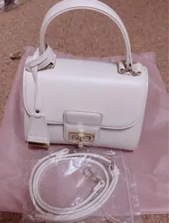 DIANA ダイアナ ショルダーバッグ ハンドバッグ 白 アイボリー