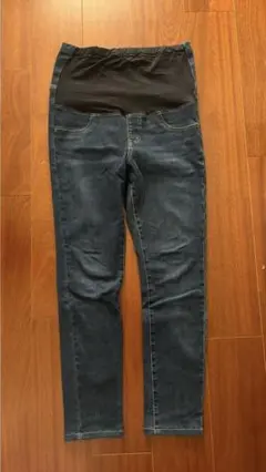 Item thumbnail for item f2b8288a-c09f-411d-ad41-4b33e51d75c2