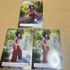 櫻坂46 生写真　小田倉麗奈　座り　ヒキ　引きこもる時間はない