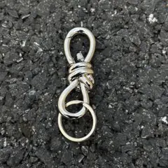 【新品】カラビナ 結び目デザイン キーホルダー メンズ デザイン ストリート