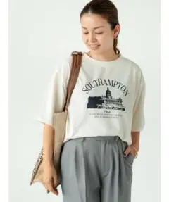 【ルノンキュール】街柄プリントTシャツ　新品未使用品のサムネイル