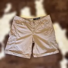 DKNY JEANS ベージュ ショートパンツ。のサムネイル