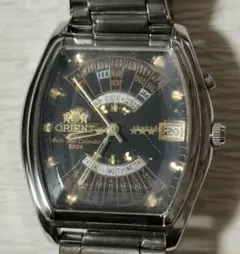 【動作品】ORIENT オリエント トノー型 万年カレンダー 黑文字盤 自動巻きのサムネイル