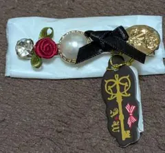 Item thumbnail for item 371d8ab4-3e9f-481b-9d27-9e48c176792d