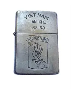 米陸軍ベトナム戦争本物ベトナムZippo1968 戦闘歩兵章・第一騎兵師団