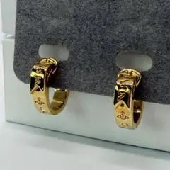極美品 ヴィヴィアンウエストウッド フープ ピアス 両耳 オーブ BOBBY 金