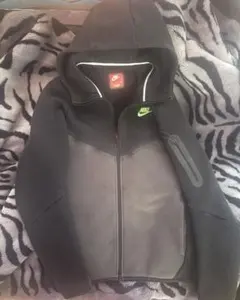 NIKEテックフリース レアモデル Ｓサイズ