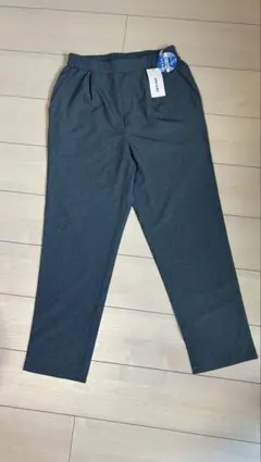 (新品)接触冷感パンツ　カジュアルパンツ Mサイズのサムネイル