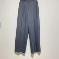 新品タグ付き　UNIQLO タックワイドパンツ グレー S きれいめ