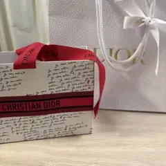 ディオール CHRISTIAN DIOR ショッパー　紙袋　ギフト　デパコス