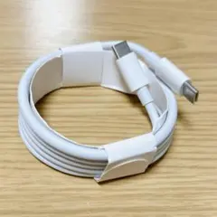 絡まない シリコン USB-Cケーブル 1m 60W PD急速充電 ホワイト