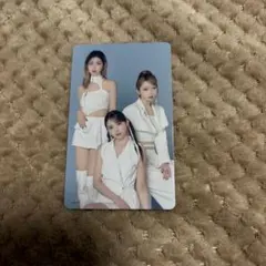 IS:SUE is COMING 集合トレカR046