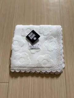 MARY QUANT タオルハンカチ