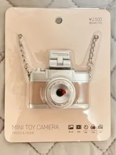3coins ミニトイカメラ　ピンク