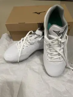 MIZUNO 野球スパイク ホワイト 3E相当 - メルカリ