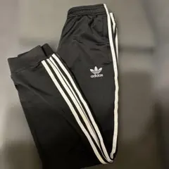 adidas originalsトラックパンツ　3本ライン 160㎝　黒