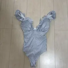 ワンピース　水着のサムネイル