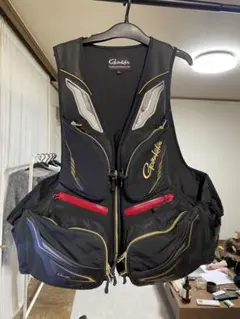 ミーさん専用ぺージ　Gamakatsu ライフジャケット ブラック×レッド ミーさん専用ぺージ Gamakatsu ライフジャケット ブラック×レッド