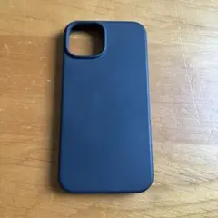 iPhone13用ダーク マグセーフ対応シリコンケース