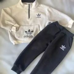 ⭐︎最終処分⭐︎アディダス　裏起毛トレーナーとパンツ　セットアップ　110