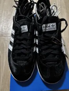 アディダス ハンドボール スペツィアル とんだ林蘭 コラボ