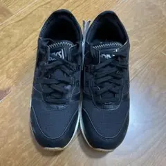 【新品タグ付き】ASICS HyperGEL-LYTE ブラック スニーカーのサムネイル