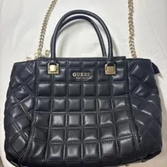 GUESS キルティング 2WAY ショルダーバッグのサムネイル