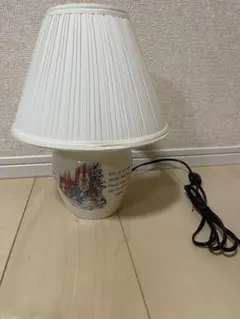旧刻印☆ウェッジウッド☆ピーターラビットのランプ☆イギリス
