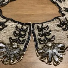 希少　アンティーク　花柄刺繍つけ襟 ビーズ装飾付き