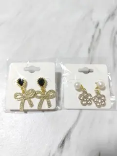 ゴールドリボンと花のピアスセット