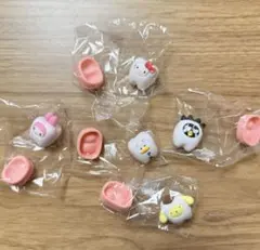 10☆ サンリオキャラクターズ　みんなでなっちゃお！ カプセルトイ　ガチャ　歯
