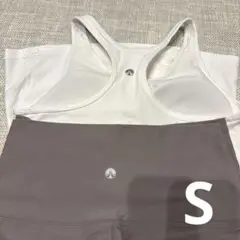 ヨガウェア タンクトップとレギンスセット SUKALA