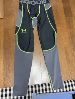 UAヒートギアアーマー ノベルティ レギンス（トレーニング/MEN）