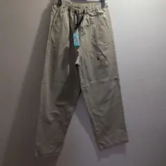 PEANUTS SNOOPY ベージュパンツ 新品タグ付き