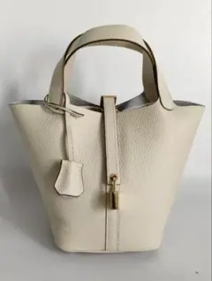 【新品未使用】レザーバッグ 本革 キューブバッグ ハンドバッグ トートバッグ