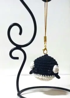 ハンドメイド　シャチ　あみぐるみ　ストラップ