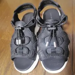 GLOBAL WORK ブラック サンダル　22センチ　キッズ