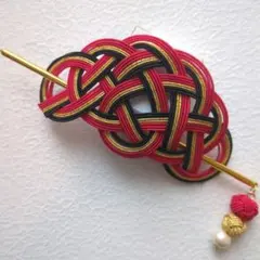 水引の髪留め　松結びとあわじ玉のマジェステ　水引アクセサリー