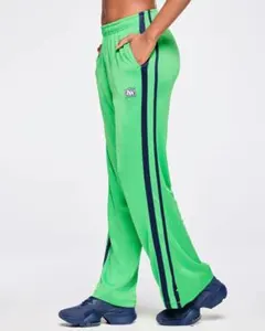 ★新品★ZUMBA®️男女兼用パンツM